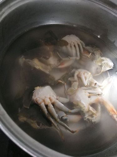 小螃蟹怎么煮汤做法(小螃蟹怎么煮汤做法好吃)
